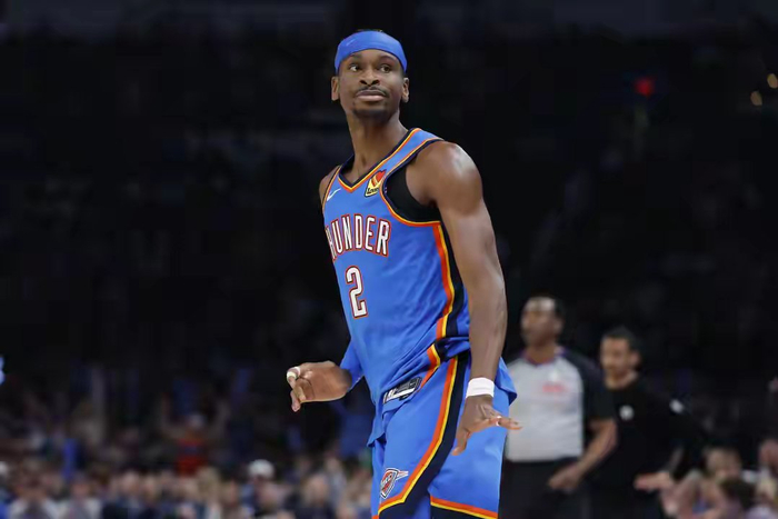 文班亚马逆袭登顶常规赛MVP榜首，或成历史最年