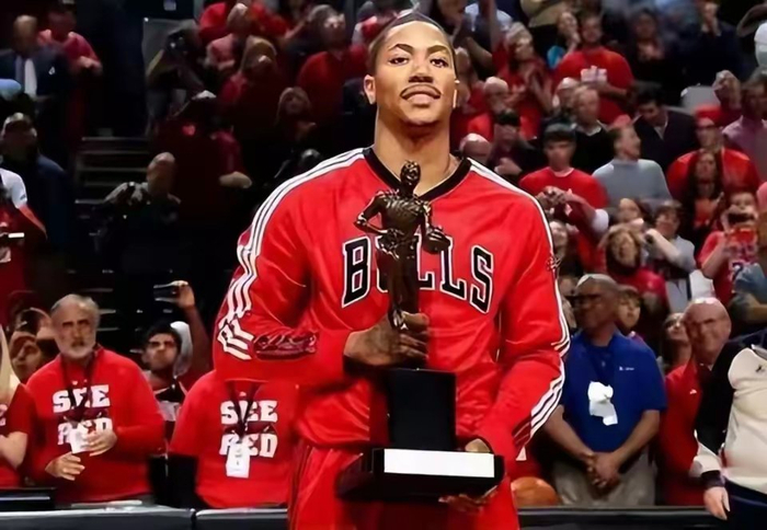 文班亚马逆袭登顶常规赛MVP榜首，或成历史最年